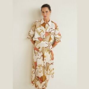 MNG skirt, size medium (USA)